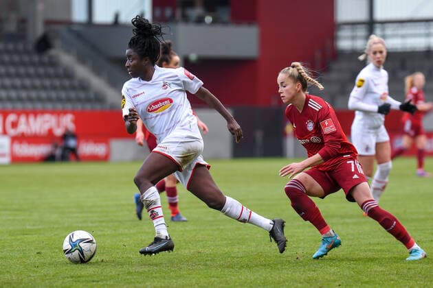 v li Eunice Beckmann Cologne, 11 Giulia Gwinn FC Bayern Munich, FCB, 7 in duel, duel, tackle, dynamic, action, action, 06 03 2022, Munich Germany , Football, Flyeralarm Frauen Bundesliga, FC Bayern Munich 1 FC Cologne, DFB DFL REGULATIONS PROHIBIT ANY USE OF PHOTOGRAPHS AS IMAGE SEQUENCES AND OR QUASI VIDEO xslx