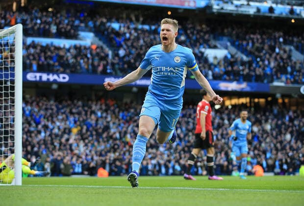 Man City gegen Man United 06. März 2022 Premier League Manchester City gegen Manchester United Kevin de Bruyne von Manchester City jubelt nach dem Führungstreffer Foto  Copyright: xSimonxStacpoolexOffside