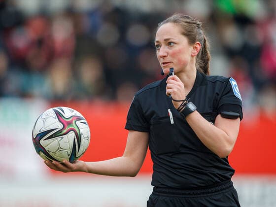 Referee Melissa JOOS Womens soccer, FC Bayern Koeln, on 6 03 2022 Womens soccer Bundesliga, FC Bayern Munich 1 FC Cologne 6 0, season 2021 2022, in Munich, F C B A Y E R N C A M P U S, Germany Source Copyright Credit Oryk HAIST xx