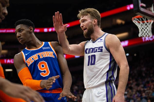 March 7, 2022, Sacramento, CA, USA: Sacramento Kings forward Domantas Sabonis (10) reacts after ejected from the game after fouling New York Knicks guard Immanuel Quickley (5) at Golden 1 Center in Sacramento, Monday, March 7, 2022. Sacramento USA - ZUMAj89_ 0152636030st Copyright: xPaulxKitagakixJr.x