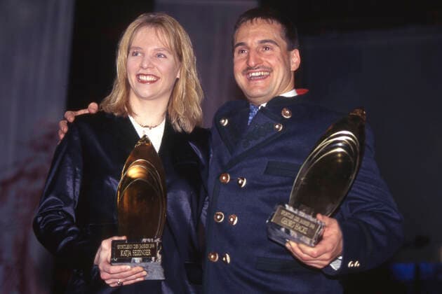 Katja SEIZINGER, GER, Skifahrerin, und Georg HACKL, Rodler, mit der Ehrung Sportlerin und Sportler des Jahres 1998, Dezember 1998, Â *** Katja SEIZINGER, GER, skier, and Georg HACKL, luger, with the honor of Sportswoman and Sportsman of the Year 1998, December 1998, Â