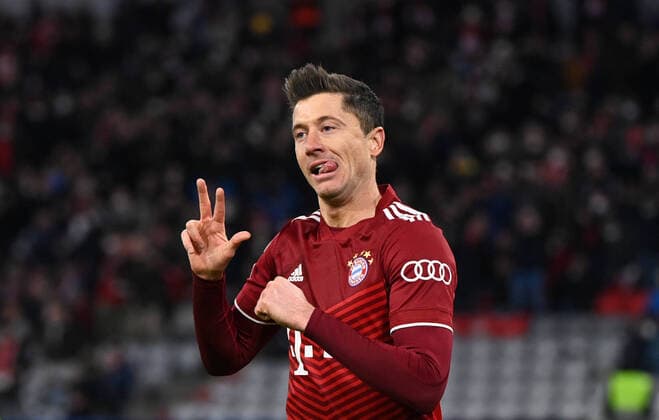 Football, men, season 2021 2022, Champions League round of 16, second leg , FC Bayern München RB Salzburg, Robert Lewandowski FC Bayern München , cheering after goal to 3 0, 08 03 2022, Copyright: xMatthiasxKochx