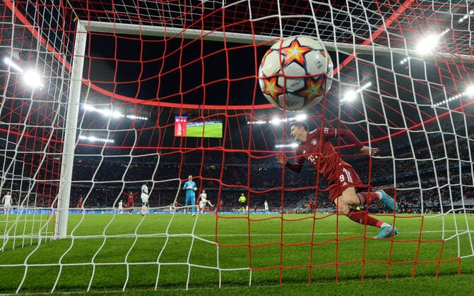 Football, men, season 2021 2022, Champions League round of 16, second leg , FC Bayern München RB Salzburg, Robert Lewandowski FC Bayern München scores the goal to 3 0, 08 03 2022, Copyright: xMatthiasxKochx