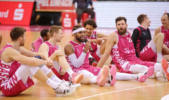 Javontae Hawkins Telekom Baskets Bonn win vs FC Bayern Munich easyCredit BBL 1 Bundesliga , 2021 2022 season , Hauptrunde 24 matchday