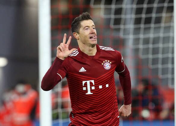 Goal celebration 3 0 Munich, goal scorer Robert Lewandowski Bayern FC Bayern Munich RB Salszburg Munich, GER, 08 03 2022, sports football Champions League season 21 22