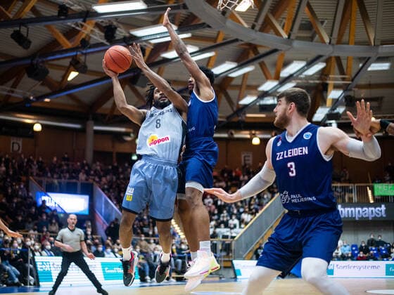 Terrell Harris HAKRO Merlins Crailsheim at the basket, HAKRO Merlins Crailsheim vs ZZ Leiden, FIBA Europe Cup, quarterfinal first leg, 09 03 2022, season 2021 2022 HAKRO Merlins Crailsheim vs ZZ Leiden, FIBA Europe Cup, quarterfinal first leg, 09 03 2022, season 2021 2022 Copyright: xEibner Memmlerx EP_MMR