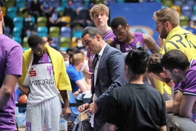 Player XY Skyliners Frankfurt 3 and Player XZ BG Goettingen 8 , Skyliners Frankfurt vs BG Goettingen, Basketball, 1 Easy Credit Bundesliga, 21 Spieltag, 09 03 2022, Skyliners Frankfurt vs BG Goettingen, Basketball, 1 Easy Credit Bundesliga, 21 Spieltag, 09 03 2022 Frankfurt Copyright: xJoergxNiebergall Eibner-Pressefox EP_JNL