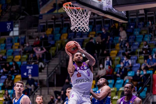 easyCredit BBL, Fraport Skyliners vs BG Göttingen, Frankfurt, Fraport Arena, 9 3 2022 Jeff Roberson BG Göttingen 5 , Fraport Skyliners vs BG Göttingen, Frankfurt, Fraport Arena, 9 3 2022 Copyright: xBEAUTIFULxSPORTS Gawlikx