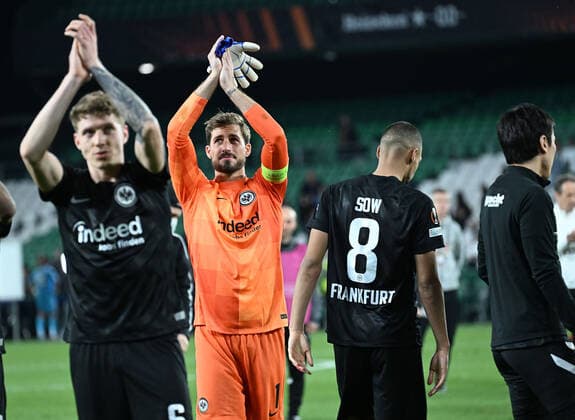09 03 2022, xjhx, football UEFA Europa League, Real Betis Sevilla Eintracht Frankfurt emspor, v l jubilation joy of victory Kristijan Jakic Eintracht Frankfurt Kevin Trapp Eintracht Frankfurt DFL DFB REGULATIONS PROHIBIT ANY USE OF PHOTOGRAPHS as IMAGE SEQUENCES and or QUASI VIDEO Sevilla