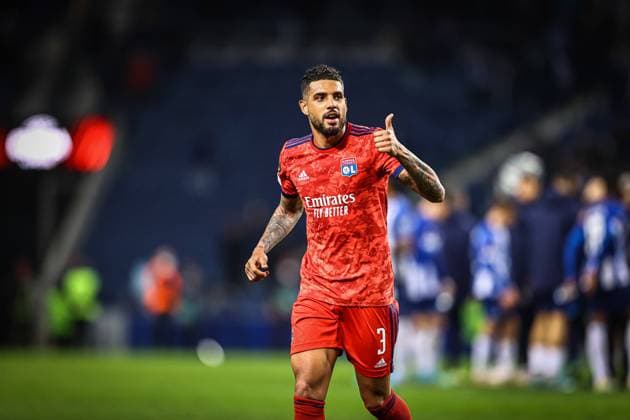 Porto, Portugal, March 10th 2022: Emerson Palmieri of Lyon during the Europa League Round of 16 first leg football match between Porto and Lyon, OL, at the Estadio do Dragao in Porto, Portugal Pedro Loureiro SPP Europa League - Porto v Lyon 