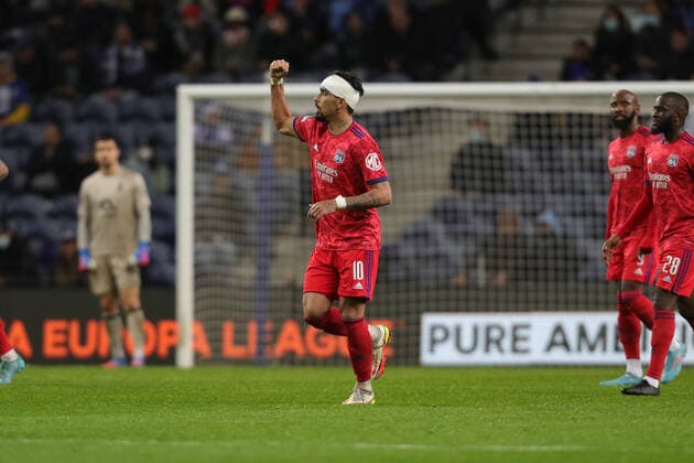 FC Porto v Olympique Lyonnais: Round of 16 Leg One - UEFA Europa League Lucas Paqueta midfielder of Olympic Lyonnais celebrates after scoring a goal during the UEFA Europa League, round of 16 - 1st leg, match between FC Porto and Olympic Lyonnais, at Dragao Stadium in Porto on March 9, 2022. Porto Portugal  Copyright: xDPIx originalFilename:oliveira-fcportov220309_npAV9.jpg
