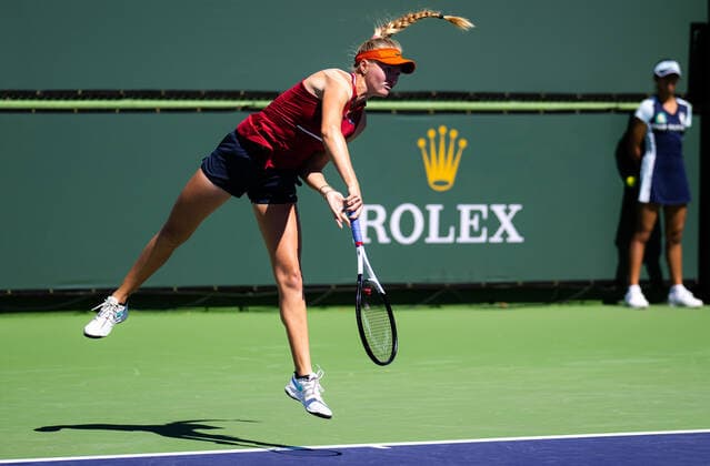 March 9, 2022, INDIAN WELLS, CALIFORNIA, UNITED STATES: Elvina Kalieva of the United States in action during the first round of the 2022 BNP Paribas Open WTA, Tennis Damen 1000 tennis tournament INDIAN WELLS UNITED STATES - ZUMAa181 20220309_zaa_a181_297 Copyright: xRobxPrangex