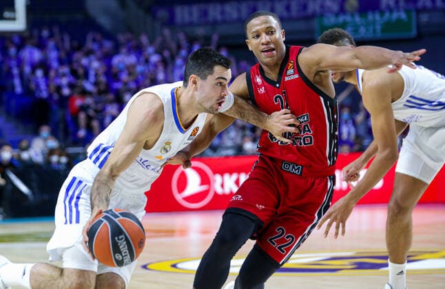 10th March 2022 Wizink Center Madrid, Spain Turkish Airlines Euroleague Basketball Spain, Real Madrid vs AX Armani Exchange Milan Alberto Abalde Madrid and Devon Hall Milan Madrid Spain Basketball Copyright: xAlbaxPachecox xAgenciaxLOFx