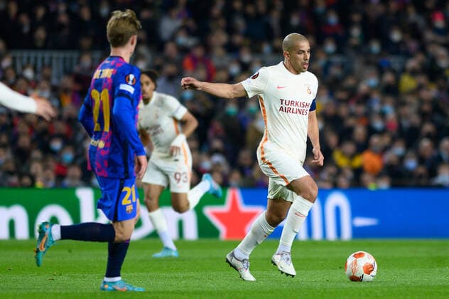March 10, 2022, Barcelona, Spain: Sofiane Feghouli of Galatasaray AS during the UEFA Europa League match between FC Barcelona, Barca and Galatasaray ASat Camp Nou in Barcelona, Spain. Barcelona Spain - ZUMAd159 20220310_zia_d159_088 Copyright: xGerardxFrancox