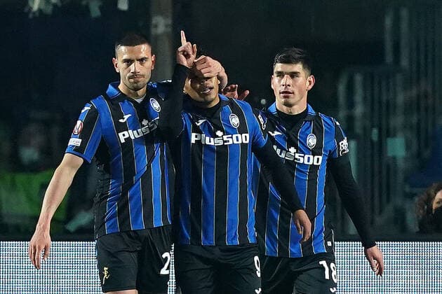 Photo Spada LaPresse March 10, 2022 - Bergamo ,Italy Soccer Atalanta vs Bayer Leverkusen - Europa League 2021 2022 In the photo : Luis Muriel (Atalanta BC); celebrates after scoring 2-1 Ruslan Malinovskyi (Atalanta BC);  Copyright: xSpada LaPressex