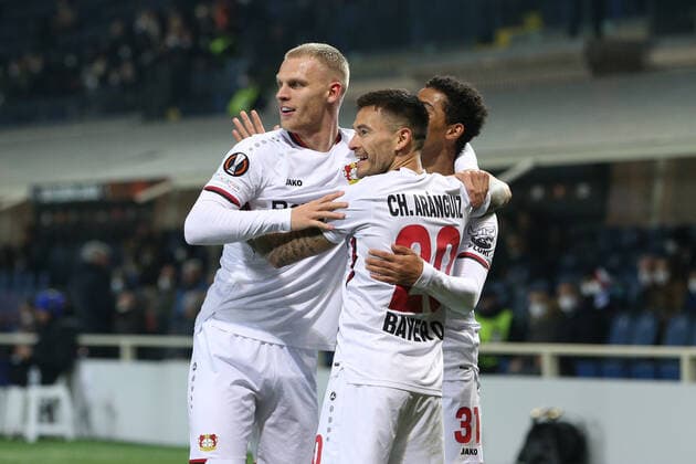 March 10, 2022, Bergamo, Italy: Bergamo, Italy, Gewiss Stadium, March 10, 2022, Charles Aranguiz (Bayer 04 Leverkusen) celebrates after scoring his side s first goal of the match during Atalanta BC vs Bayer Leverkusen - football Europa League match. football Europa League match - Atalanta BC vs Bayer Leverkusen, Bergamo, Italy - ZUMAl164 20220310_zsa_l164_012 Copyright: xFrancescoxScaccianocex