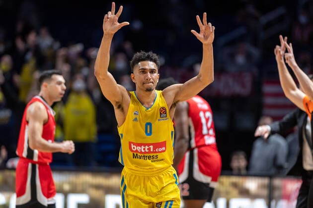 Basketball Berlin 10 03 2022 Euroleague Regular Season 2021 2022 Alba Berlin Olympiakos Piraeus Maodo Lo Alba Berlin, No 00 Cheers