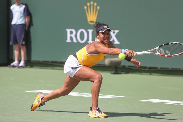 INDIAN WELLS, CA - MARCH 10: Heather Watson (GBR) hits a backhand during the BNP Paribas Open on March 10, 2022 at Indian Wells Tennis Garden in Indian Wells, CA. (Photo by George Walker Icon Sportswire) TENNIS: MAR 10 BNP Paribas Open Icon220310017