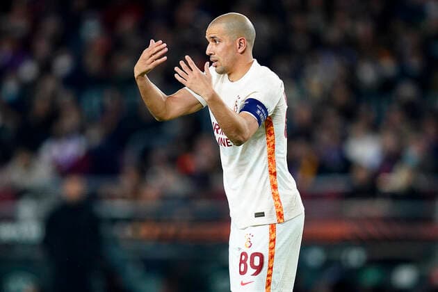 ESP: FC Barcelona, Barca v Galatasaray SK. UEFA Europa League Sofiane Feghouli of Galatasaray SK during the UEFA Europa League match between FC Barcelona v Galatasaray SK played at Camp Nou Stadium Stadium on March 10, 2022 in Barcelona, Spain. kpng Copyright: xSergioxRuizx xPRESSINPHOTOx PS_100322_024+