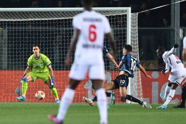March 10, 2022, BERGAMO, Italia: Leverkusen s Moussa Diaby scores the goal 3-2 during UEFA Europa League round of 16 first leg soccer match Atalanta BC vs Bayer 04 Leverkusen at the Bergamo Stadium in Bergamo, Italy, 10 March 2022..ANSA PAOLO MAGNI Soccer: Europa League; Atalanta-Bayer 04 Leverkusen  - ZUMAa110 20220310_zaf_a110_096 Copyright: xPaoloxMagnix