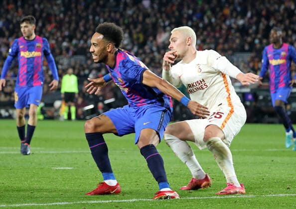 FC Barcelona, Barca v Galatasaray: Round of 16 Leg One - UEFA Europa League Pierre-Emerick Aubameyang and Victor Nelsson during the match between FC Barcelona and Galatasaray SK, corresponding to the first leg of the round of 16 of the UEFA Europa League, played at the Camp Nou Stadium, in Barcelona, on 10th March 2022. Barcelona Spain  Copyright: xUrbanandsportx originalFilename:urbanandsport-fcbarcel220310_npxAf.jpg