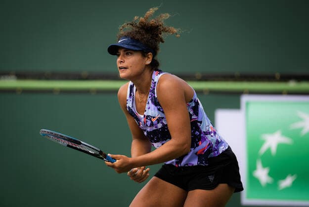 March 10, 2022, INDIAN WELLS, CALIFORNIA, UNITED STATES: Mayar Sherif of Egypt in action during the first round of the 2022 BNP Paribas Open WTA, Tennis Damen 1000 tennis tournament against Magdalena Frech of Poland INDIAN WELLS UNITED STATES - ZUMAa181 20220310_zaa_a181_107 Copyright: xRobxPrangex