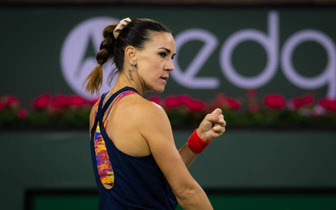 March 10, 2022, INDIAN WELLS, CALIFORNIA, UNITED STATES: Nuria Parrizas Diaz of Spain in action during the first round of the 2022 BNP Paribas Open WTA, Tennis Damen 1000 tennis tournament against Shelby Rogers of the United States INDIAN WELLS UNITED STATES - ZUMAa181 20220310_zaa_a181_160 Copyright: xRobxPrangex
