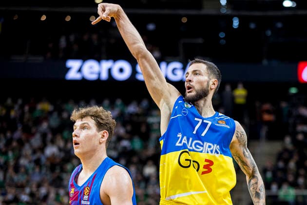 2022-03-11 Kaunas Lithuania. Zalgiris Kaunas plays Euroleague game vs Barcelona in Zalgiris arena on 11 of March 2022. Instead of traditional green white, Lithuanian players are dressed in blue yellow shirts supporting Ukraine s fight against Russian invasion. Joffrey Lauvergne. A16I9758  Copyright: xRokasxLukoseviciusx Euroleague basketball