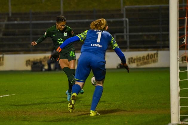 Svandis Jonsdottir VFL Wolfsburg, 32 scores to 0 2, 11 03 2022, Cologne Germany , Football, Flyeralarm Frauen Bundesliga, 1 FC Köln VFL Wolfsburg xmkx