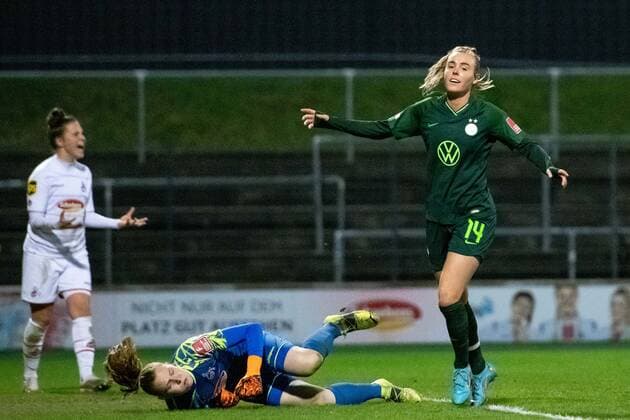 Jill Roord VfL Wolfsburg cheers on goal to make it 5 1, 1 FC Koeln vs VfL Wolfsburg, Flyeralarm Frauen Bundesliga, Matchday 16, 11 03 2022, Season 2021 2022 1 FC Koeln vs VfL Wolfsburg, Flyeralarm Frauen Bundesliga, Matchday 16, 11 03 2022, Season 2021 2022 Copyright: xEibner Memmlerx EP_MMR