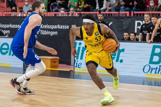 Isaiah Crawley Tigers Tuebingen, 53 Tigers Tuebingen vs VfL SparkassenStars Bochum, 2 Basketball Bundesliga, Pro A, Barmer 2 Basketball, 29 Spieltag , Spielzeit 2021 2022, 12 03 2022 Tigers Tuebingen vs VfL SparkassenStars Bochum, 2 Basketball Bundesliga, Pro A, Barmer 2 Basketball, 29 Spieltag , Spielzeit 2021 2022, 12 03 2022 Tuebingen Copyright: xNinaxSanderx xEibnerxPressefotox EP_NSR
