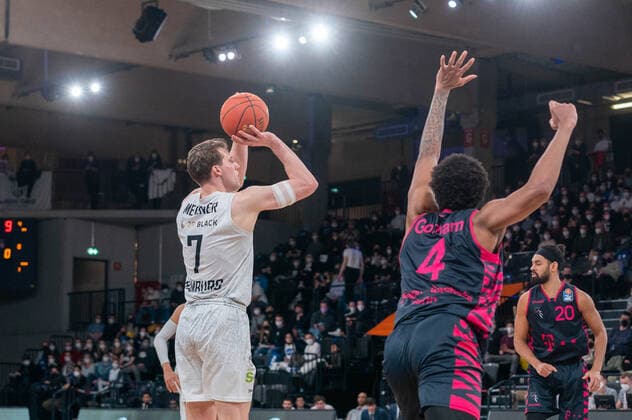 easyCredit Basketball Bundesliga, Hamburg Towers vs Telekom Baskets Bonn, Hamburg, 29 10 2021 easyCredit Basketball Bundesliga, Hamburg Towers vs Telekom Bskets Bonn, Lukas Meisner 7 Hamburg Towers Copyright: xBEAUTIFULxSPORTS Mohwinkelx