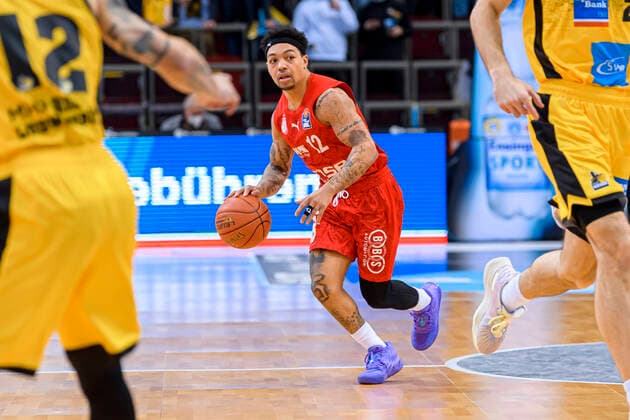 Ludwigsburg, Germany 12 March 2022 BBL 21 22 MHP Riesen Ludwigsburg vs Brose Bamberg Justin Robinson Bamberg Ludwigsburg MHP Arena Baden Württemberg Germany