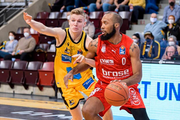 Ludwigsburg, Germany 12 March 2022 BBL 21 22 MHP Riesen Ludwigsburg vs Brose Bamberg v li Johannes Patrick Ludwigsburg , Chris Dowe Bamberg Ludwigsburg MHP Arena Baden Württemberg Germany