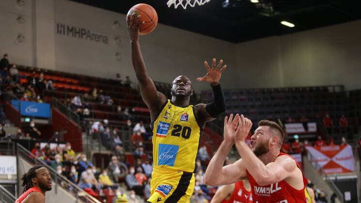 Ludwigsburg , Basketball easycredit BBL Bundesliga MHP Riesen Ludwigsburg vs Brose Bamberg , Rawle Alkins Giants ,