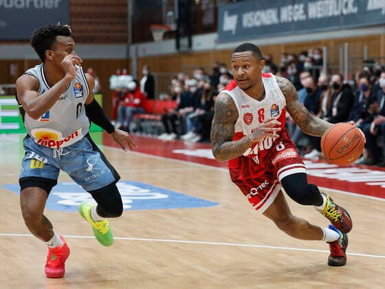 12 03 2022, basketball, BBL, main round, s Oliver Wuerzburg Hakro Merlins Crailsheim, GER, Wuerzburg, tectake Arena picture from left TJ Shorts II Merlins and Charles Callison s Oliver Wuerzburg Copyright: HMBxMedia xHeikoxBecker