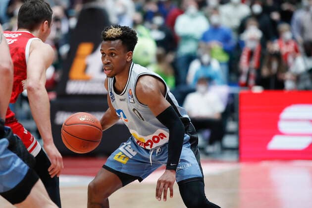 12 03 2022, s Oliver Wuerzburg vs HAKRO Merlins Crailsheim, easyCredit BBL, 25 Matchday, GER, Wuerzburg, tectake Arena, Pictured T J Shorts Merlins Copyright: HMBxMedia xJulienxBecker