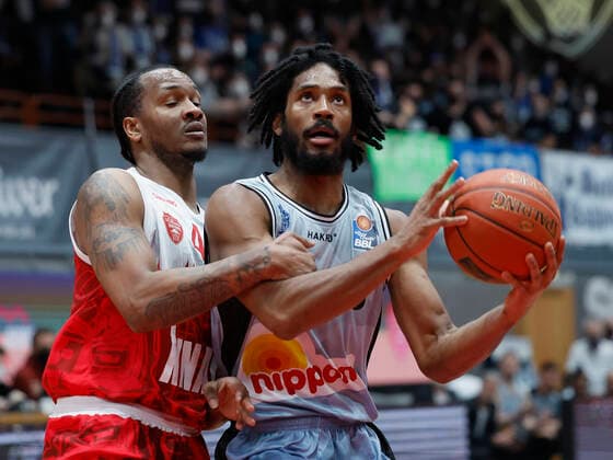 12 03 2022, Basketball, BBL, Hauptrunde, s Oliver Wuerzburg Hakro Merlins Crailsheim, GER, Wuerzburg, tectake Arena Picture from left William Buford s Oliver Wuerzburg and Terrell Harris Merlins Copyright: HMBxMedia xHeikoxBecker