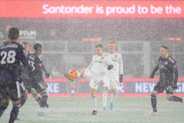 March 12, 2022: Real Salt Lake midfielder Scott Caldwell (12) passes the ball during the MLS, Fussball Herren, USA match between Real Salt Lake and the New England Revolution held at Gillette Stadium in Foxborough Massachusetts. CSM Foxborough USA - ZUMAc04_ 20220312_zaf_c04_171 Copyright: xEricxCanhax