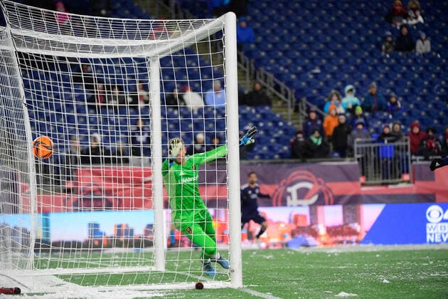 March 12, 2022: Real Salt Lake goalkeeper Zac MacMath (18) lets the ball get by him during the MLS, Fussball Herren, USA match between Real Salt Lake and the New England Revolution held at Gillette Stadium in Foxborough Massachusetts. Real Salt Lake defeat New England Revolution 3-2. CSM Foxborough USA - ZUMAc04_ 20220312_zaf_c04_179 Copyright: xEricxCanhax