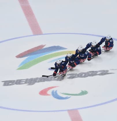 (220313) -- BEIJING, March 13, 2022 -- Multiple exposed photo taken on March 13, 2022 shows Josh Pauls of the United States competing during the Para Ice hockey, Eishockey Gold Medal Game between the United States and Canada of Beijing 2022 Winter Paralympics at National Indoor Stadium in Beijing. ) (SP)CHINA-BEIJING-WINTER PARALYMPICS-PARA ICE HOCKEY-GOLD MEDAL GAME-USA VS CAN (CN) WuxHuiwo 
