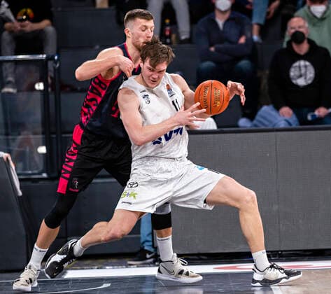 Saulius Kulvietis Bonn , Maik Kotsar Towers 12 03 22, Hamburg, Hamburg Towers vs Telekom Baskets Bonn, easyCredit BBL, Basketball Bundesliga, 1 Liga, Season 2021 2022, Matchday 25 Â
