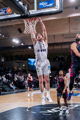 Lukas Meisner Towers with a dunk 12 03 22, Hamburg, Hamburg Towers vs Telekom Baskets Bonn, easyCredit BBL, Basketball Bundesliga, 1 Liga, season 2021 2022, Matchday 25 Â