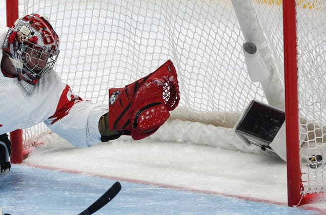 (220313) -- BEIJING, March 13, 2022 -- Goalkeeper Dominic Larocque of Canada makes a save during the Para Ice hockey, Eishockey Gold Medal Game between the United States and Canada of the Beijing 2022 Paralympic Winter games, Winterspiele,Spiele, Summer games at National Indoor Stadium in Beijing, capital of China, March 13, 2022. ) (SP)CHINA-BEIJING-WINTER PARALYMPICS-PARA ICE HOCKEY-GOLD MEDAL GAME-USA VS CAN (CN) ZhangxKeren 