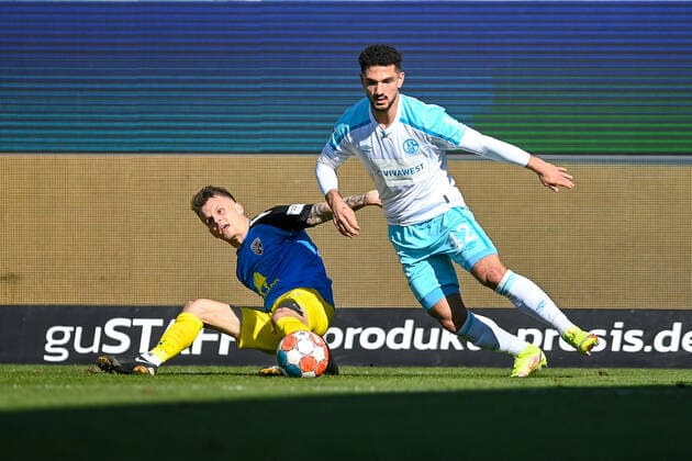 v li Florian Pick FC Ingolstadt, 26 Kerim Calhanoglu Schalke, 42 in duel, duel, tackle, dynamics, action, action, 13 03 2022, Ingolstadt Germany , Football, 2 Bundesliga, FC Ingolstadt 04 FC Schalke 04, DFB DFL REGULATIONS PROHIBIT ANY USE OF PHOTOGRAPHS AS IMAGE SEQUENCES AND OR QUASI VIDEO xslx