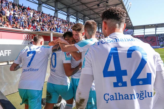 13 03 2022, Football, 2021 2022 season, 2 Bundesliga, 26 match day, FC Ingolstadt 04 FC Schalke 04, f l Darko Churlinov FC Schalke 04 , Rodrigo Zalazar FC Schalke 04 , Florian Flick FC Schalke 04 photo Tim Rehbein RHR FOTO Ingolstadt Audi Sportpark Bayern Germany xRHR FOTO TRx