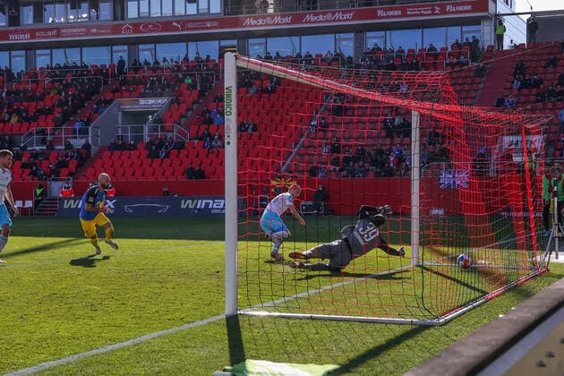 13 03 2022, Football, 2021 2022 season, 2 Bundesliga, 26 matchday, FC Ingolstadt 04 FC Schalke 04, Dominick Drexler FC Schalke 04 scores the goal to 0 to 3 Photo Tim Rehbein RHR PHOTO Ingolstadt Audi Sportpark Bayern Germany xRHR PHOTO TRx