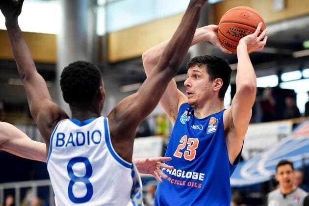 Basketball, 1 Bundesliga, season 2021 2022, catch-up game 15 matchday, SYNTAINICS MBC Mitteldeutscher Basketball Club Weissenfels vs Fraport Skyliners Frankfurt Main 13 03 2022 Goran Huskic center MBC Weissenfels, back number 23 right on the ball against Brancou Badio guard Skyliners Frankfurt, back number 8 left during the game Weißenfels vs Fraport Skyliners Frankfurt 13 03 2022 Weißenfels Saxony Anhalt Germany Stadthalle Weißenfels