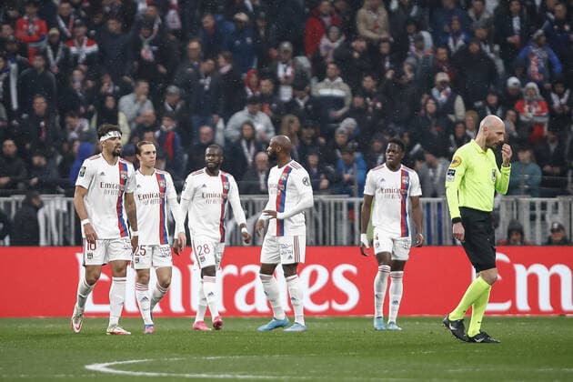 Deception des joueurs de l Olympique Lyonnais FOOTBALL : Olympique Lyonnais vs Stade Rennais - Ligue 1 Uberteat - 13 03 2022 AurelienMorissard Panoramic 