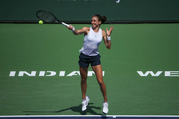 INDIAN WELLS, CA - MARCH 13: Petra Martic (CRO) hits a forehand during the BNP Paribas Open on March 12, 2022 at Indian Wells Tennis Garden in Indian Wells, CA. (Photo by George Walker Icon Sportswire) TENNIS: MAR 13 BNP Paribas Open Icon220313030